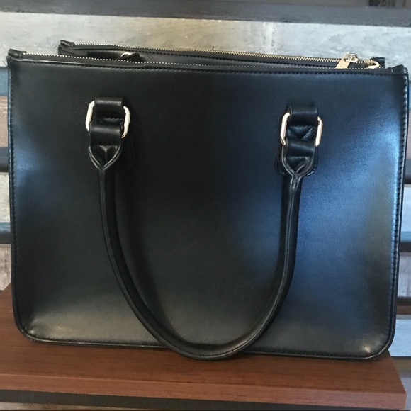 SOLD! Bebe Shoulder Bag Purse - Picture 6 of 6